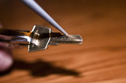 Newtonville MA Locksmith Store Newtonville, MA 617-932-5167 - broken-key-extraction